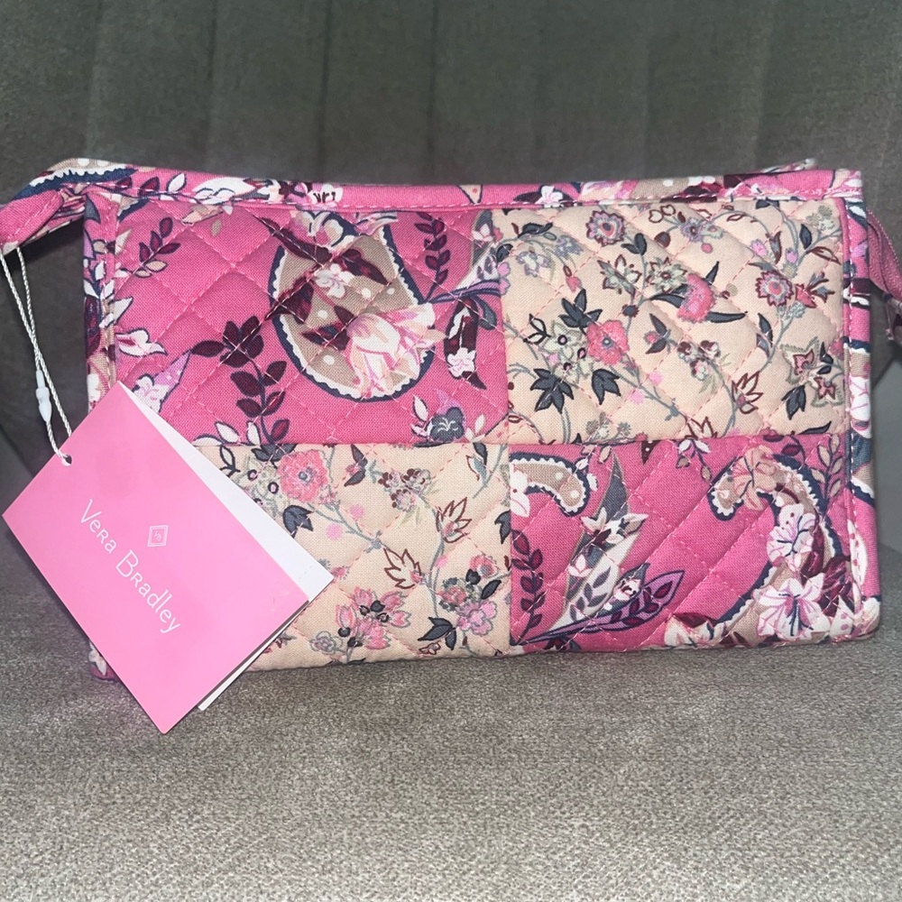 Vera Bradley trapeze pouch